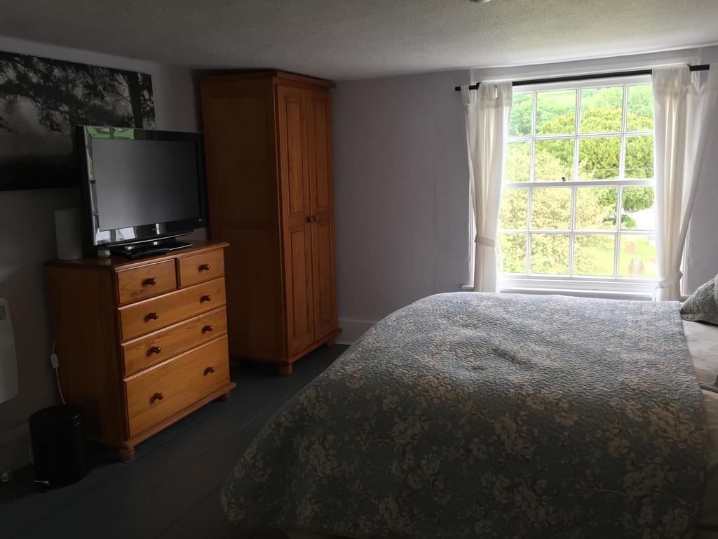 Red Lion Inn Sidbury ภายนอก รูปภาพ