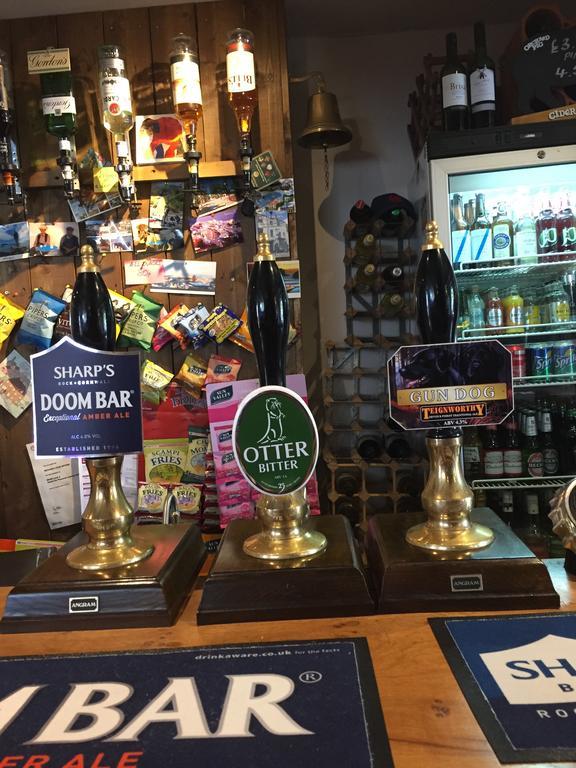 Red Lion Inn Sidbury ภายนอก รูปภาพ